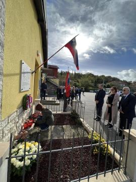 Polaganje vencev ob 1. novembru (13)